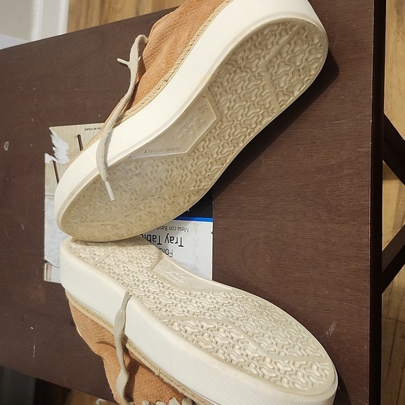 Laura Billariva Men's Tan Suede Sneakers. Made Italy - Picture 8 of 12